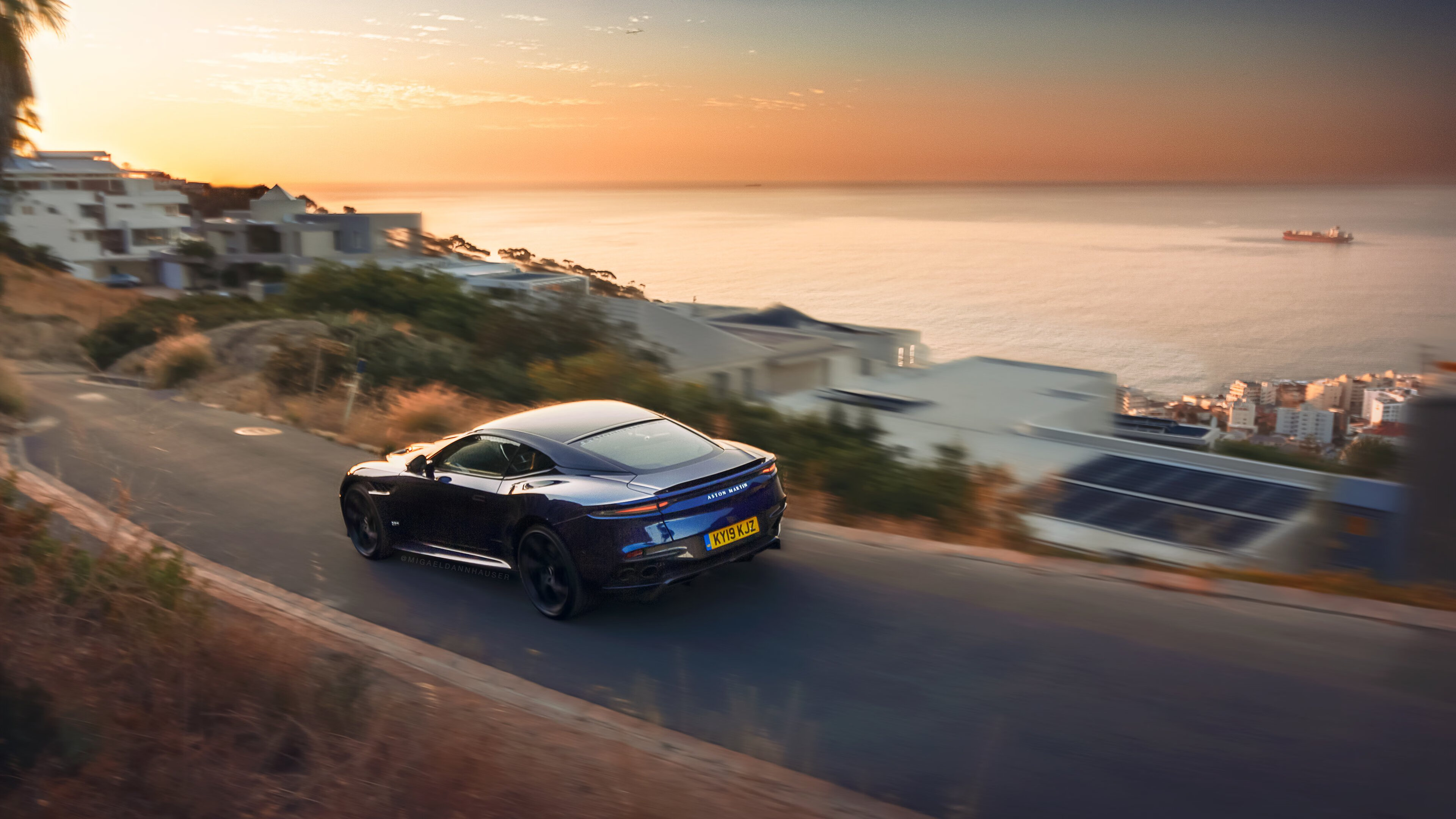 足球智能穿戴设备实现实时战术分析,足球穿戴app