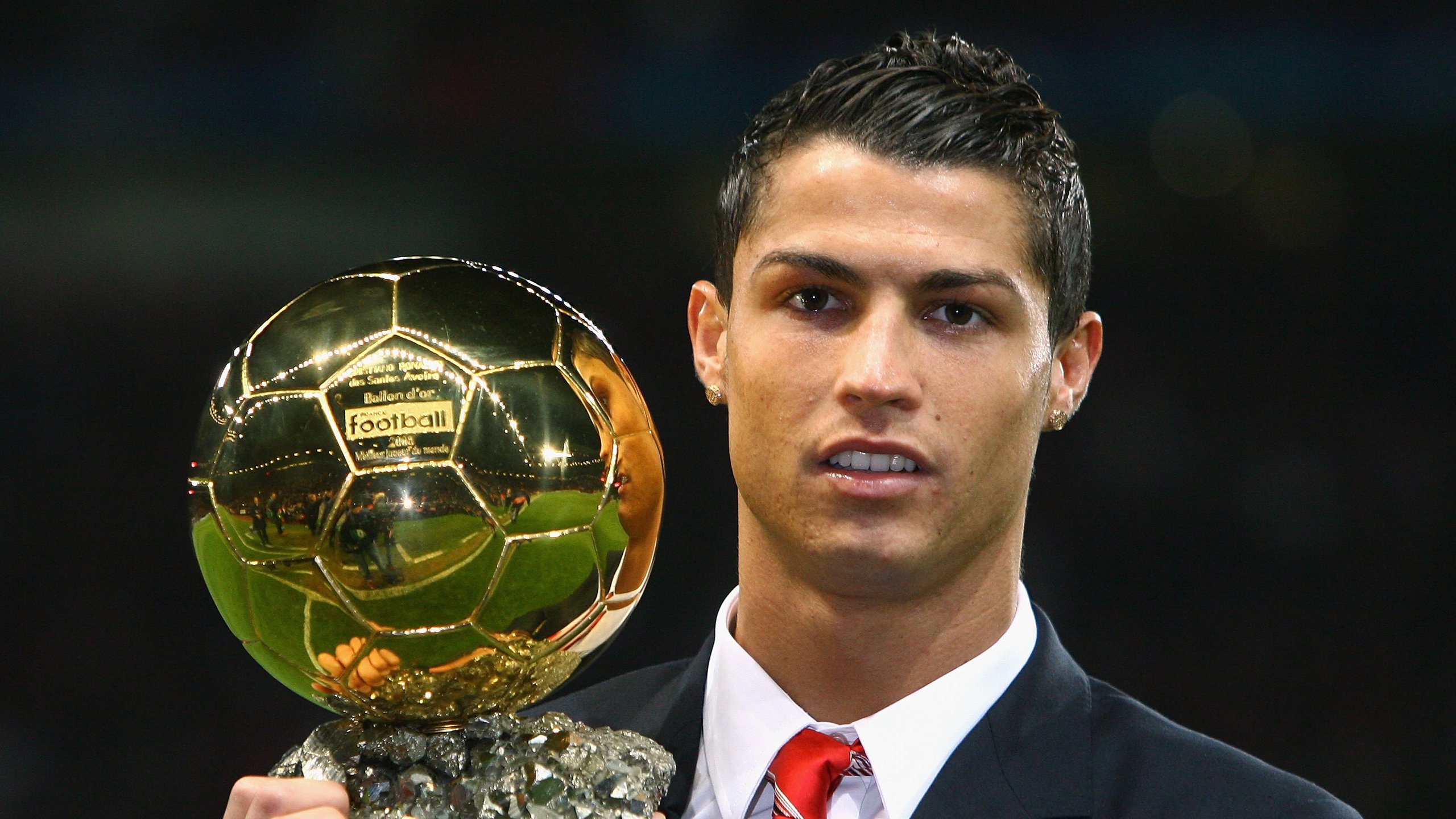 _虚拟现实滑雪：在指尖挑战雪山_，虚拟滑雪体验