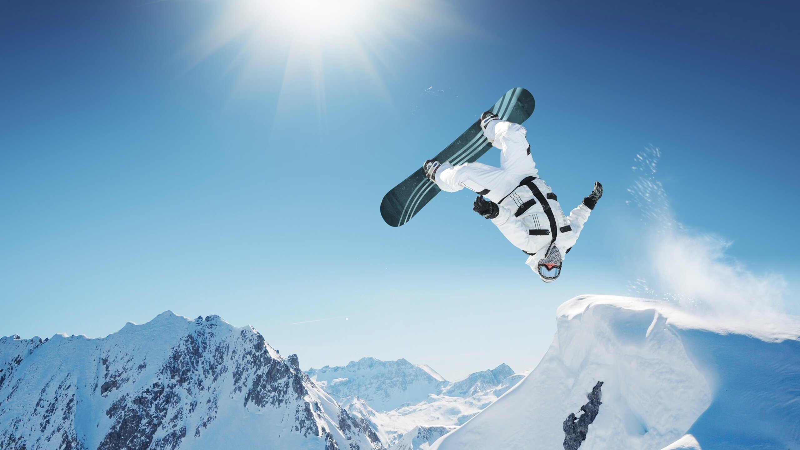 《电竞赞助热潮不断，品牌全方位布局行业》，电竞比赛赞助商一般赞助多少钱